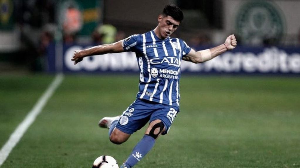 "En Belgrano no jugaba en mi puesto", afirmó el volante, figura en Godoy Cruz.