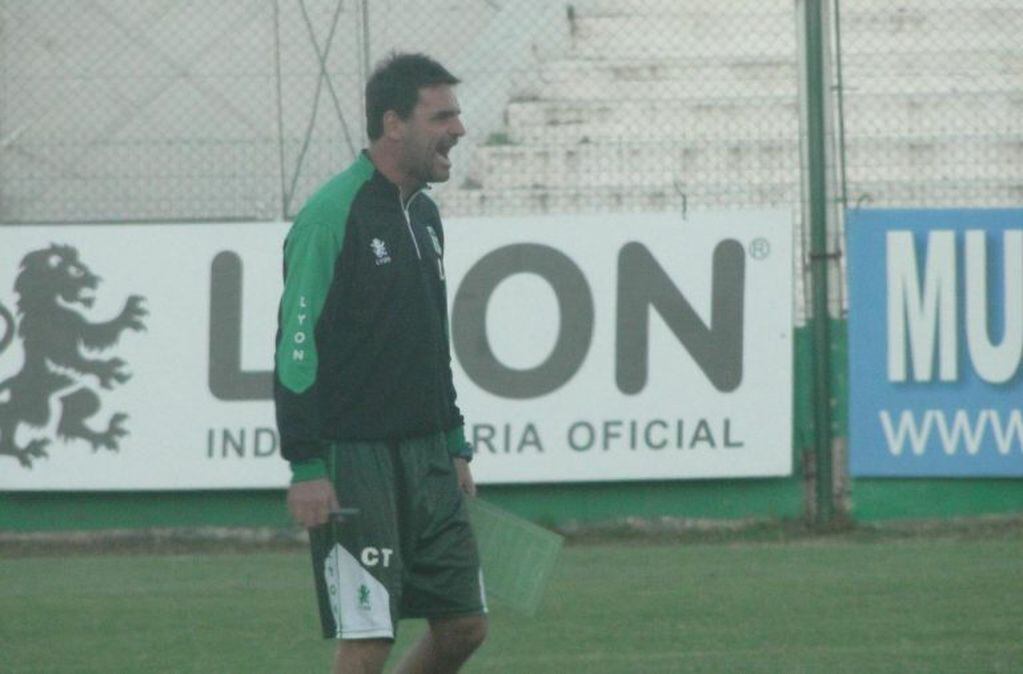 Sebastián Scolari entrenador reserva de Central Cordoba