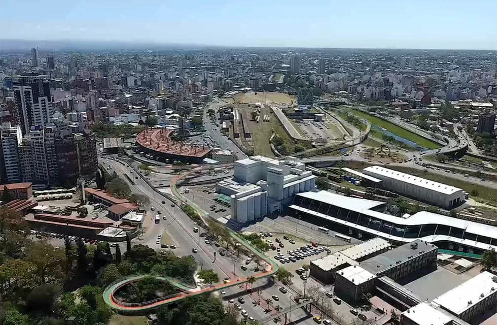 Contará con cinco puntos de acceso: Acceso Parque Sarmiento, Acceso Terminal de Ómnibus 1, Acceso Hombre Urbano, Acceso Costanera Norte y Acceso Barrio Juniors.