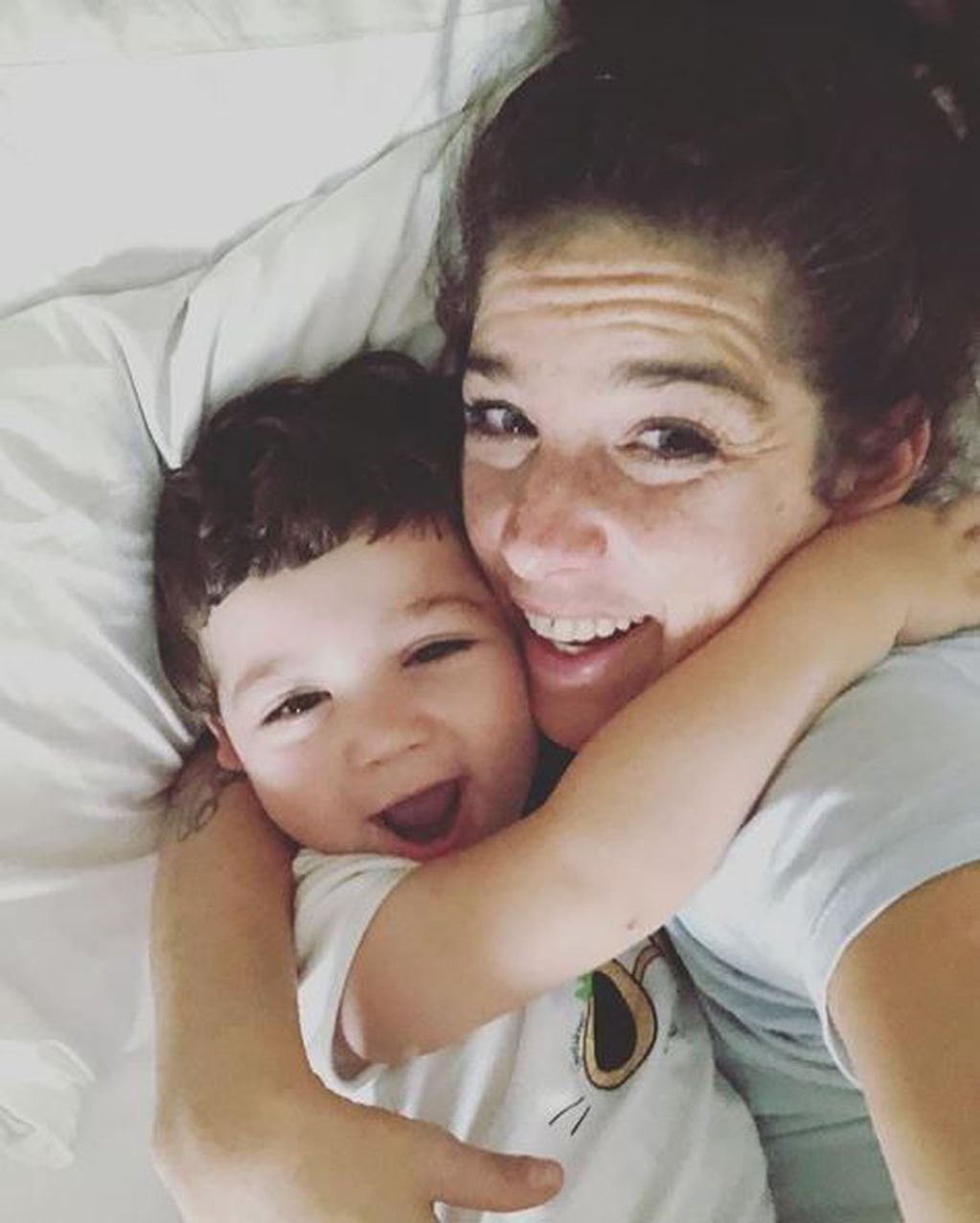 Juana Repetto y su hijo Toribio (Foto: Instagram/juanarepettook)