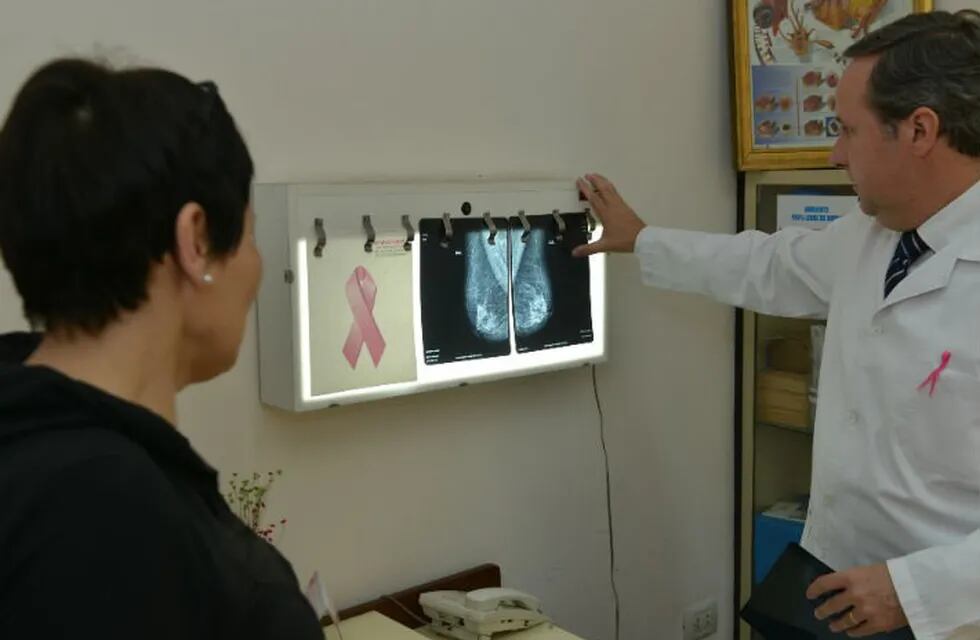 Las muertes por cáncer de mamas vienen bajando, pero crecen los fallecimientos por tumores en pulmón.
