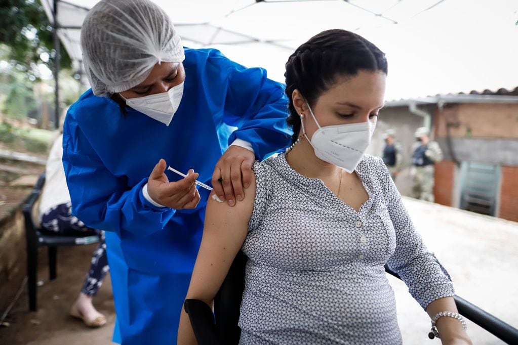 Avanza la vacunación en Paraguay