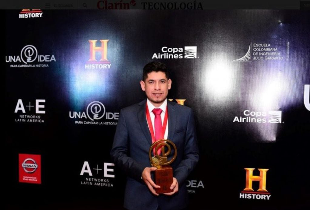 Moisés Venegas fue el ganador del concurso "Una idea para cambiar la historia" (Clarín)