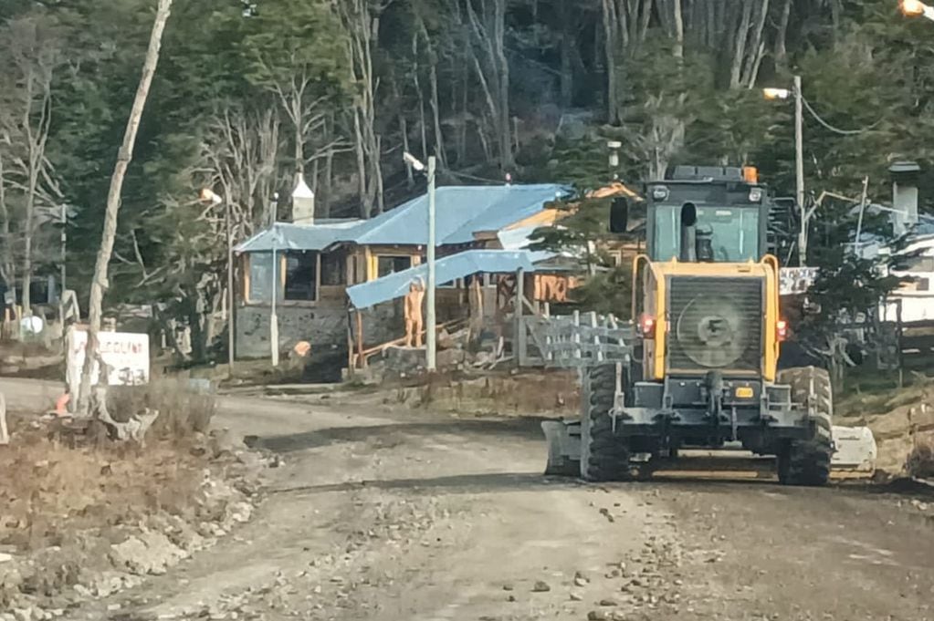 Tierra del Fuego: trabajos de mantenimiento en el cruce de la ruta 30