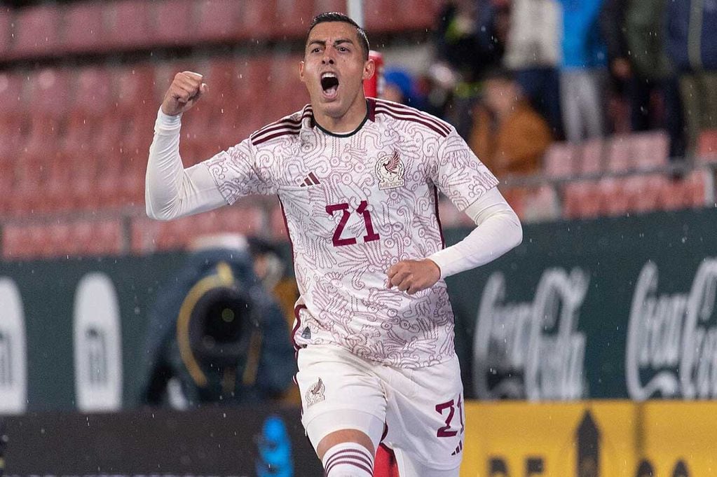 El delantero Rogelio Funes Mori, fué convocado para integrar el plantel del seleccionado mexicano para el mundial de fútbol de Qatar 2022
