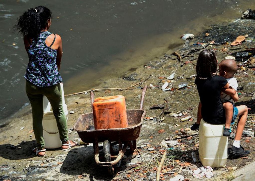 Río Guaire, en Caracas, Venezuela. Quieren declarar la emergencia nacional