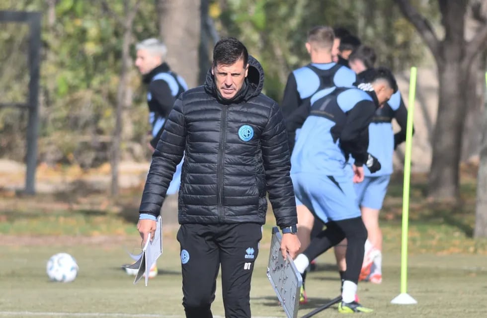 Juan Cruz Real en el primer entrenamiento de Belgrano en el post River.