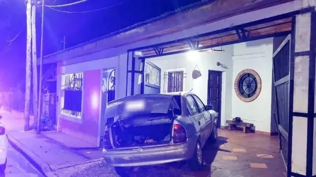 Conductora detenida por manejar ebria y chocar contra una vivienda en Posadas