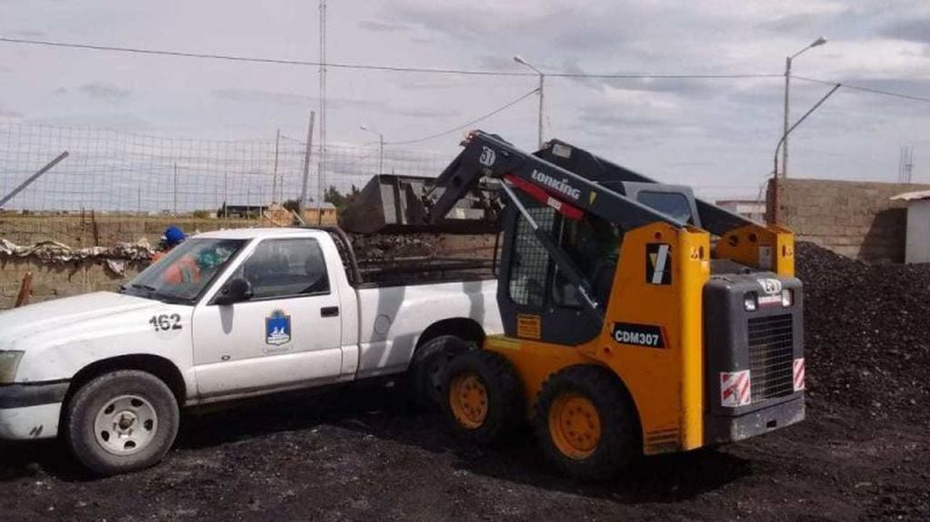 entrega de carbón en barrios sin red de gas