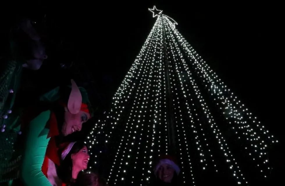 Encendido del árbol de navidad en Río Grande.
