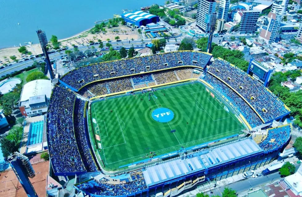 El Gigante de Arroyito fue el primer estadio que reabrió al público en la provincia.