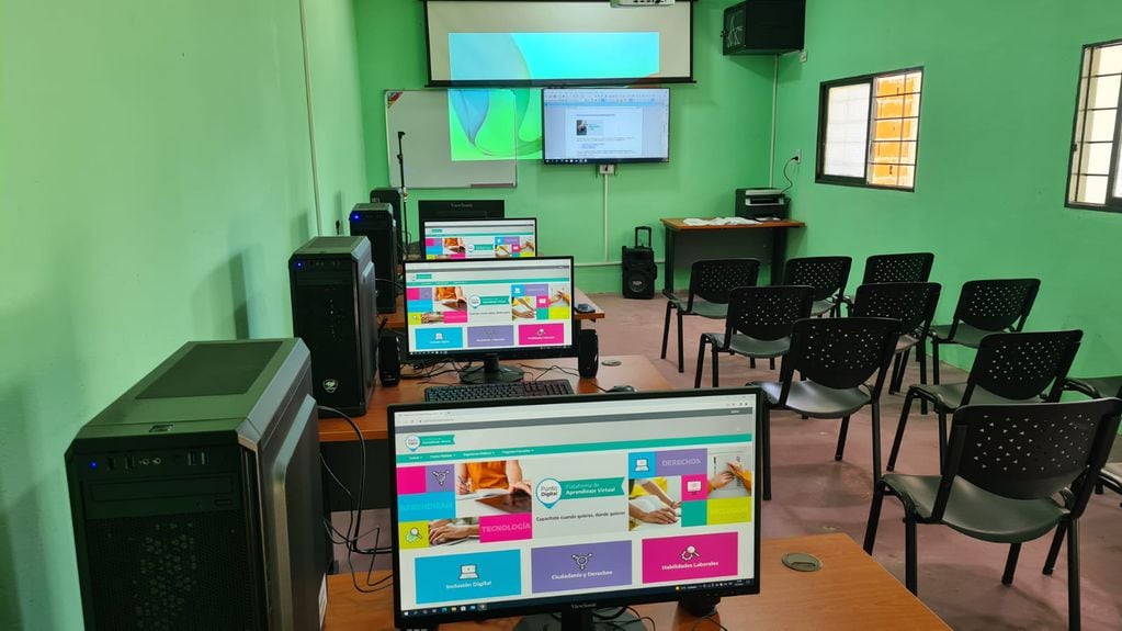 Salto Grande inauguró un nuevo punto digital en San Jaime de la Frontera