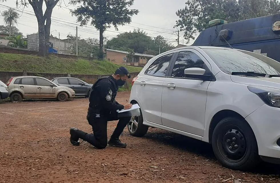 El vehículo cotaba con pedido de secuestro por robo calificado en La Matanza, Buenos Aires.