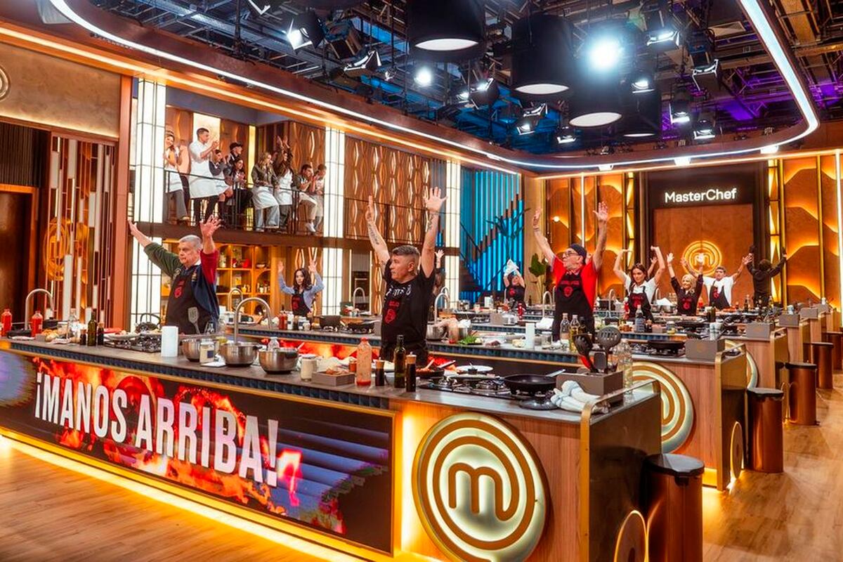 Aseguran que renunció a MasterChef Celebrity una de las figuras de la temporada: el inesperado motivo thumbnail