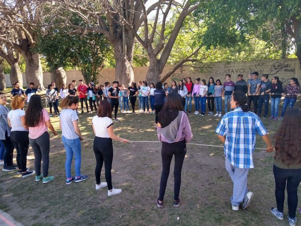 Alta Gracia: alumnos del ENSAG participaron de la "Kermesse de la Prevención"