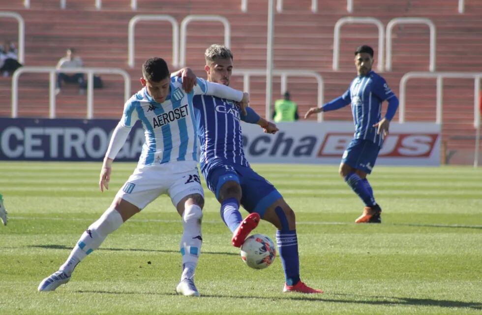 Racing perdió 2 a 0 contra Godoy Cruz en Mendoza.