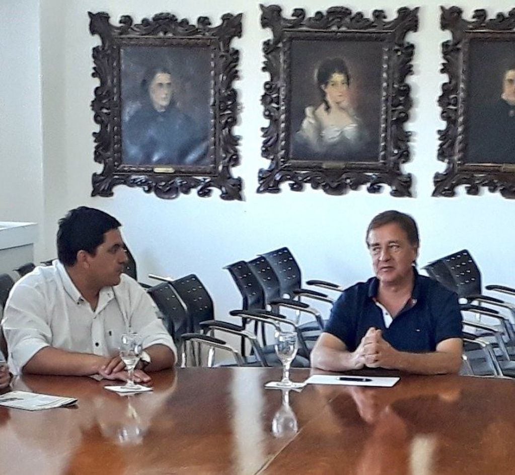 El intendente Juan Manuel Ojeda también se reunión con el gobernador Rodolfo Suárez