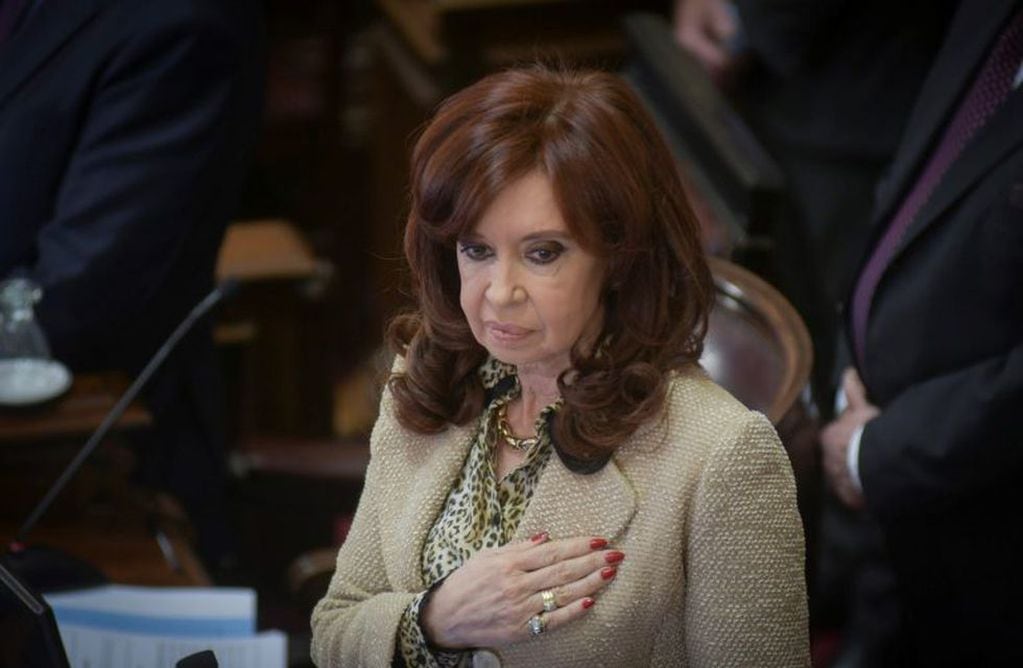 Cristina Kirchner preside el Senado de la Nación. 