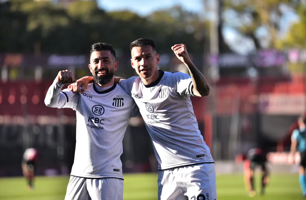 Michael Santos y Carlos Auzqui volverá a ser la dupla de ataque ante Boca (Prensa Talleres).