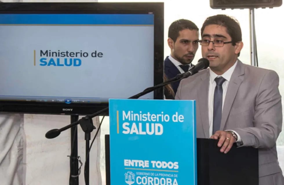 Diego Cardozo, ministro de Salud de la Provincia, fustigó las voces que ponen "en duda la el funcionamiento del sistema de vacunación".