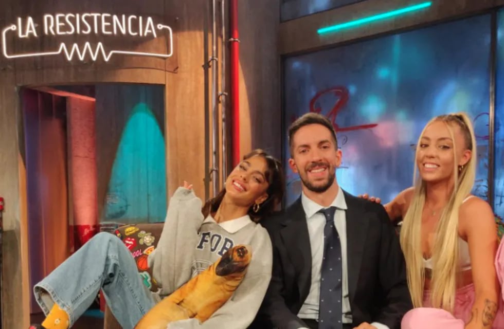 Tini Stoessel en el programa "La Resistencia". (Foto: Twitter)