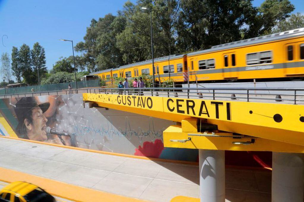 Túnel de Beiró al que los vecinos le pusieron Gustavo Cerati, bajo las vías del tren Urquiza.