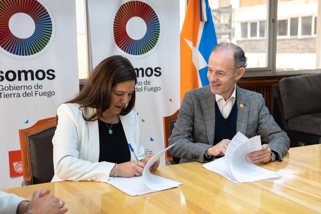 Tierra del Fuego firma convenio con Nación de asistencia y cooperación sobre accesibilidad