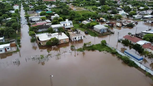 Lluvias en Córdoba: declararon el estado de emergencia en Obispo Trejo por la inundación.
