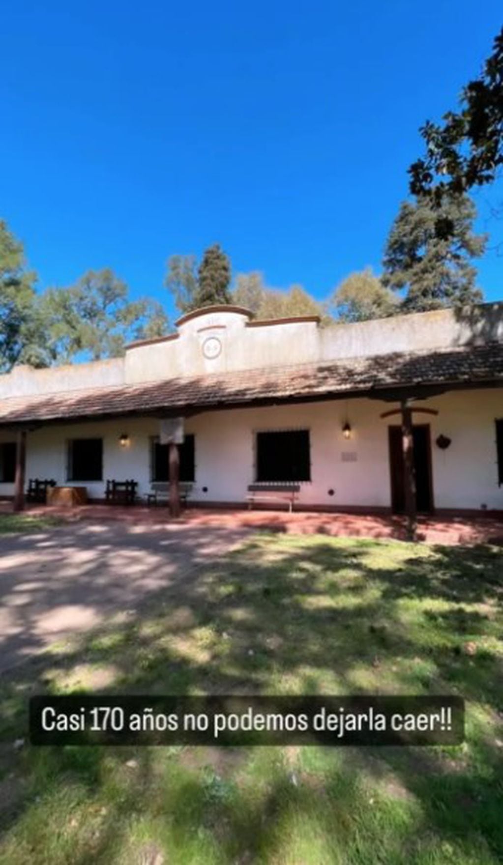 La cocinera adquirió junto a su pareja una casa que tiene más de cien años de antigüedad en 25 de Mayo, Provincia de Buenos Aires.
