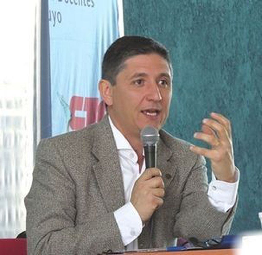 Fabián Calderon - Rector de la Universidad Nacional de La Rioja