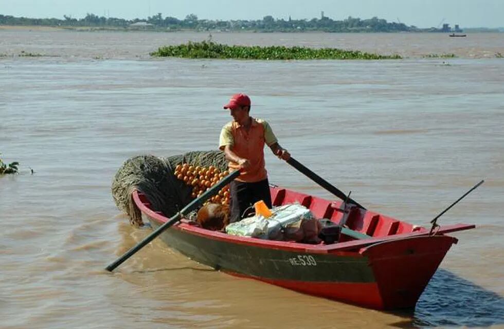 Pescadores tendrán prohibido pescar en el Río Paraná.