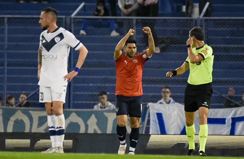 Independiente derrota por 2-1 a Vélez en el José Amalfitani.