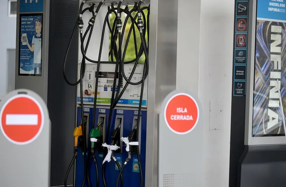 El faltante de combustible en Córdoba sigue registrándose en distintas estaciones de servicio. (Ramiro Pereyra/La Voz)