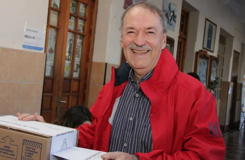 Schiaretti votó en el colegio Villada.