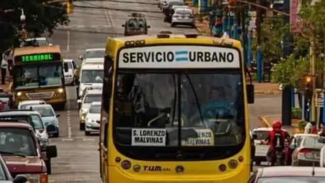 Aumento del boleto urbano en Montecarlo: la tarifa alcanzó los 900 pesos