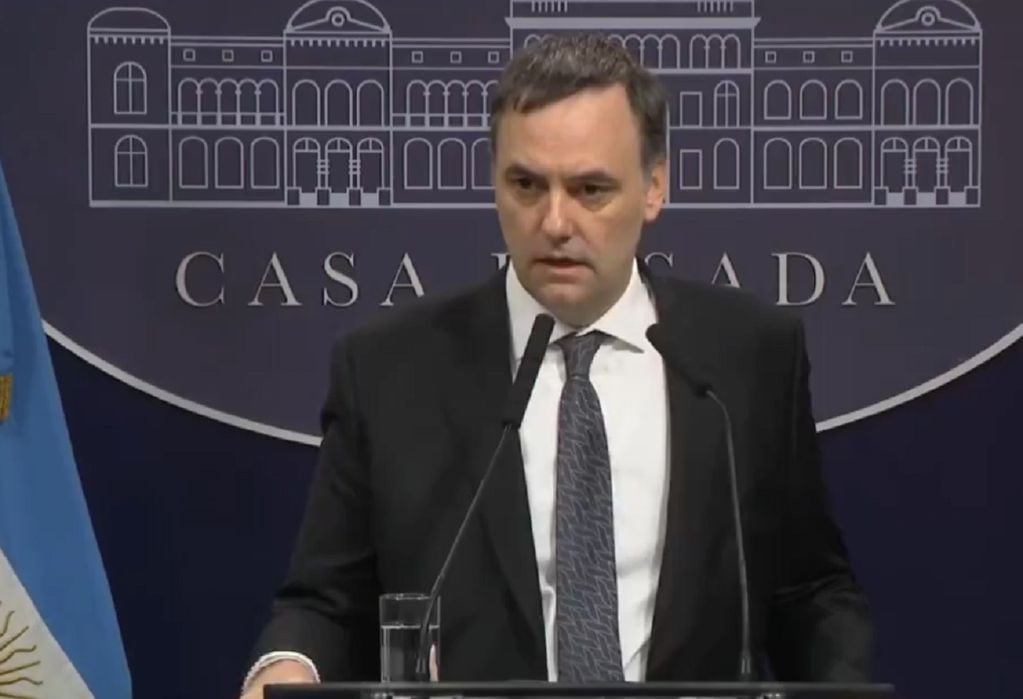 El vocero presidencial Manuel Adorni en conferencia de prensa (Captura de video)