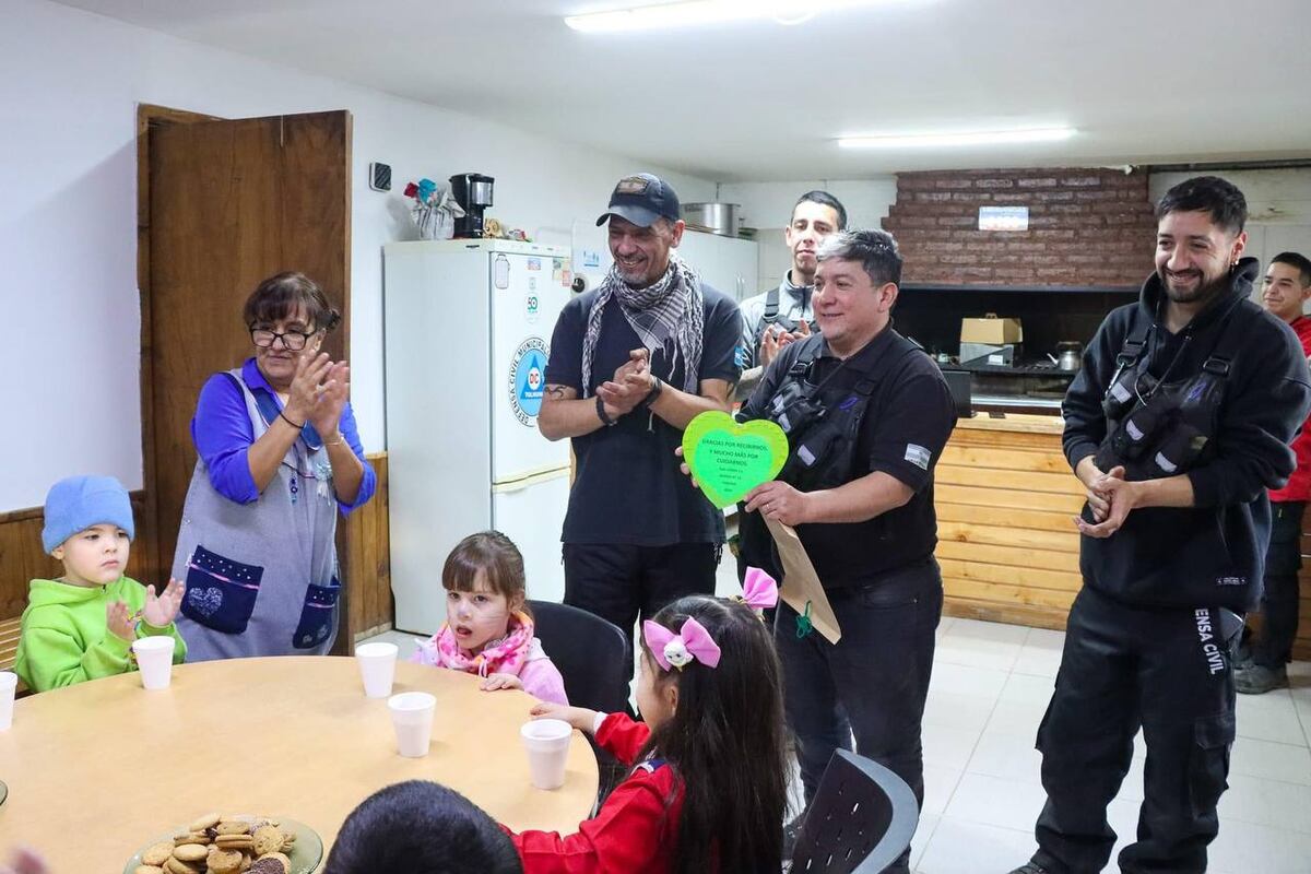 Tolhuin: el Jardín de Infantes Zhioshi visitó a Defensa Civil