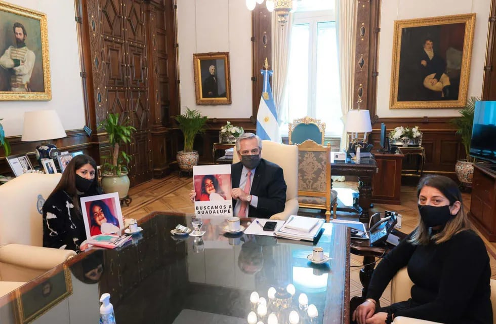 Buenos Aires. Familiares de Guadalupe Lucero se reunieron con el presidente Alberto Fernández (Presidencia).