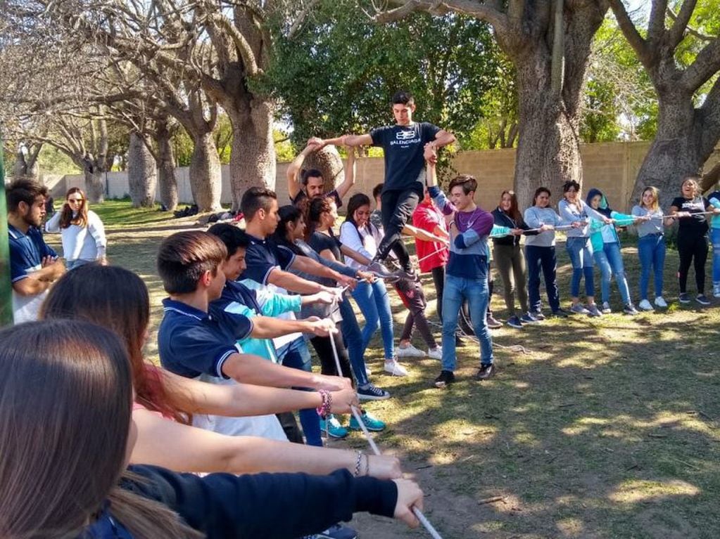 Alta Gracia: alumnos del ENSAG participaron de la "Kermesse de la Prevención"