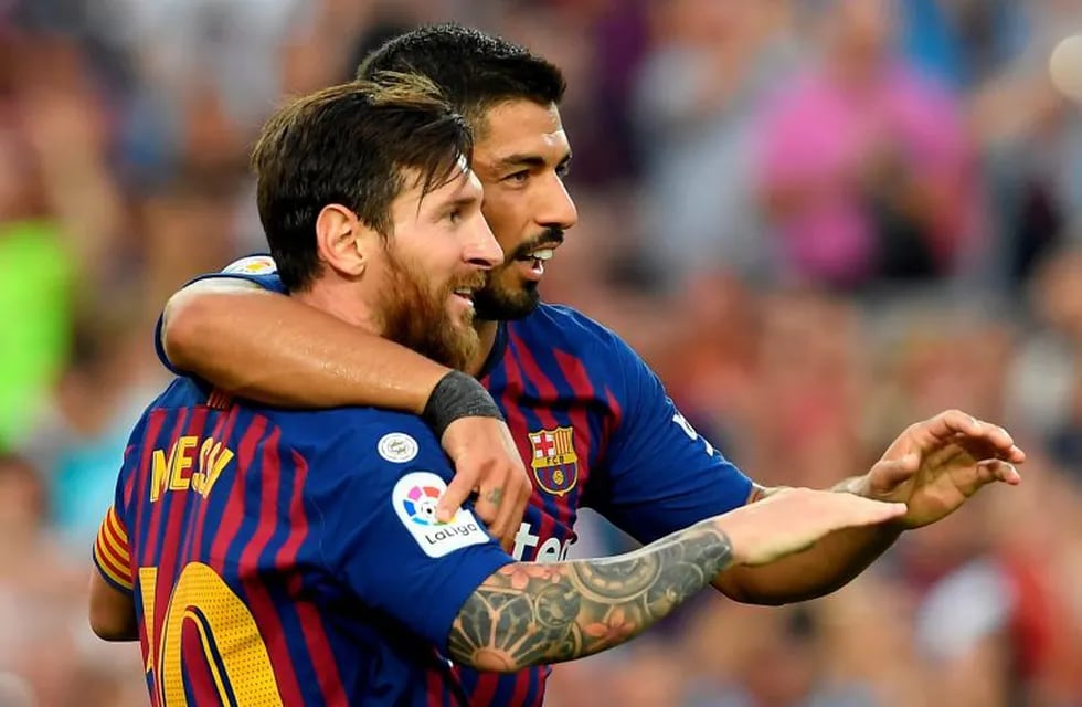 El gran ejemplo de Lionel Messi y Luis Suárez que se hizo viral. Foto: AFP.