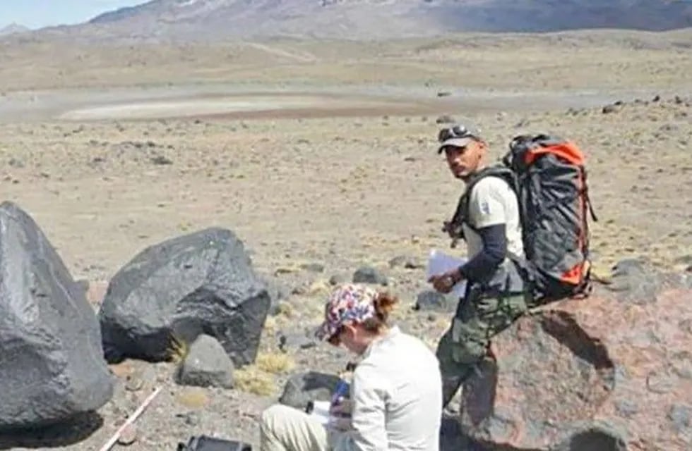 El arqueólogo Durán, halló cerámicos y bloques incas en el Sur de Mendoza.