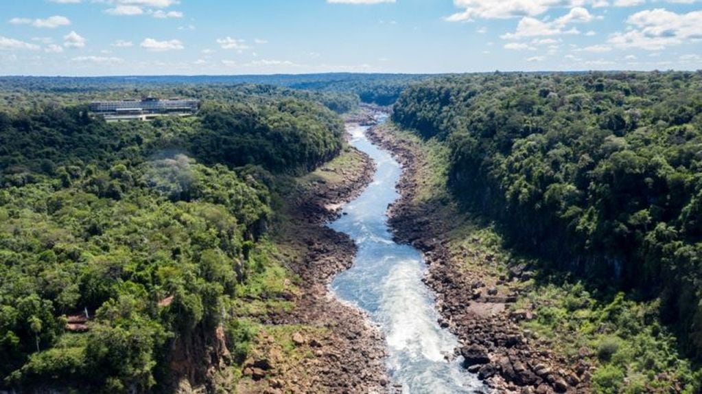 La escasez de agua también afecta a la ciudad de Puerto Iguazú.