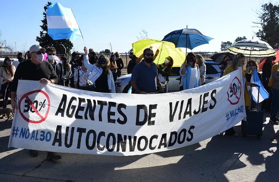 Los  Agentes de viajes autoconvocados hicieron varias protestas en el Aeropuerto de Córdoba.