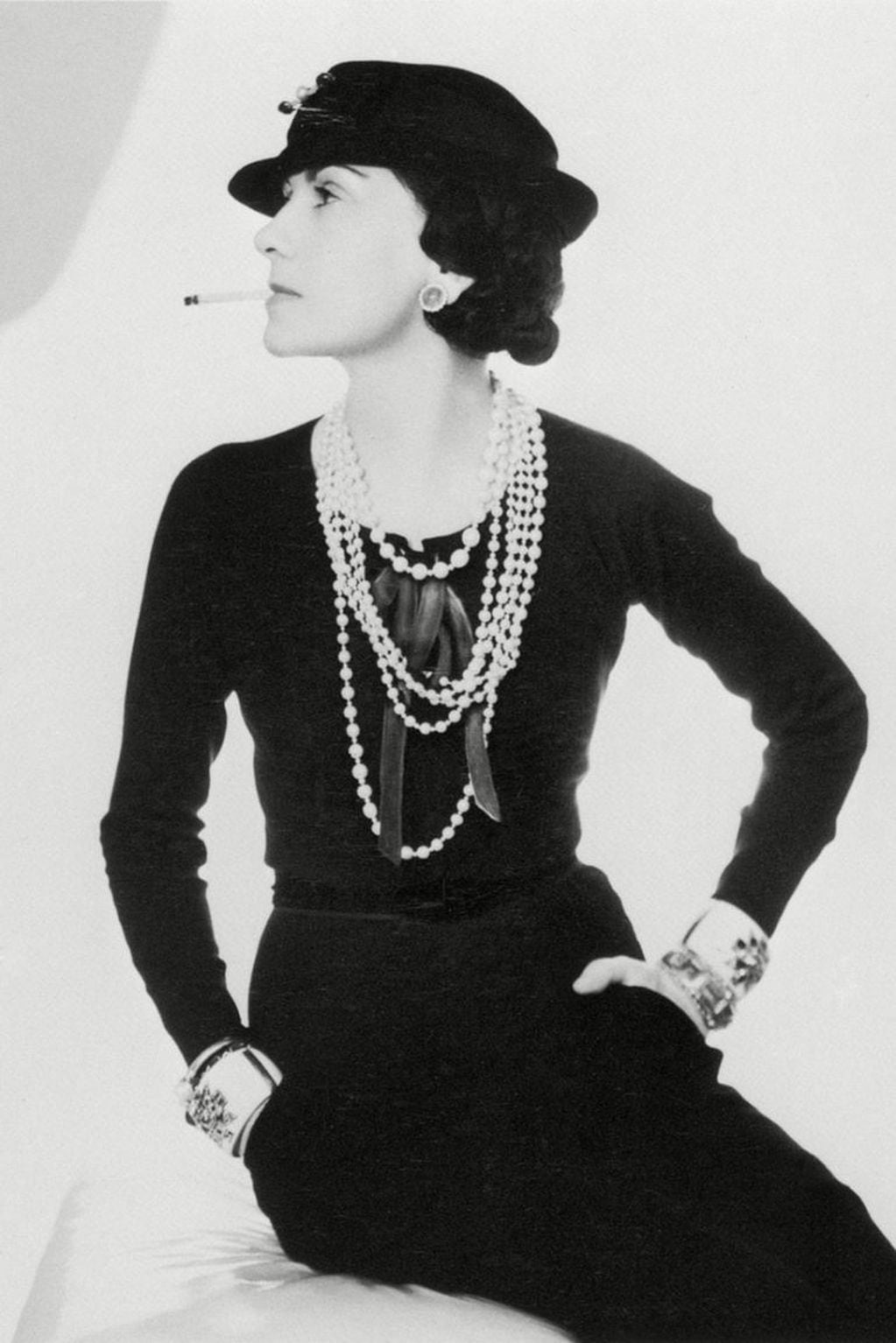 50 años sin Coco Chanel, la mujer que cambió su destino y el de la moda