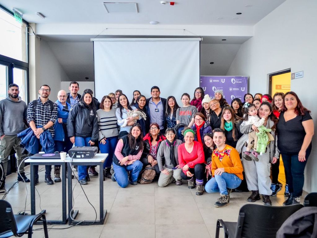 Ushuaia: más de 100 personas realizaron una capacitación sobre publicidad