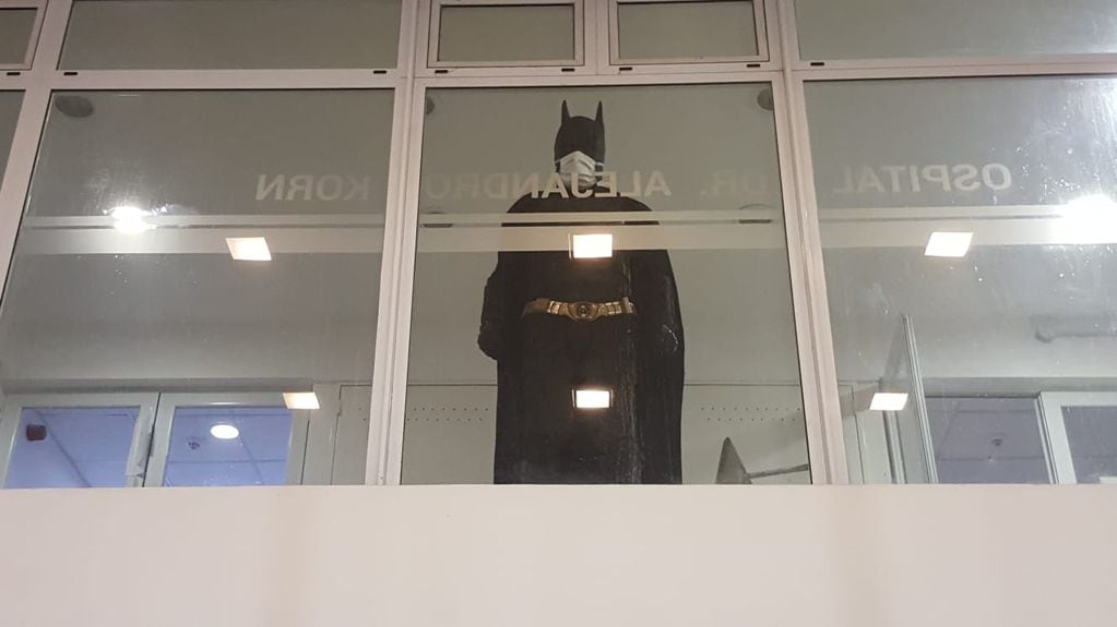 El Batman Solidario de La Plata se retiró tras 10 años de ser un héroe.