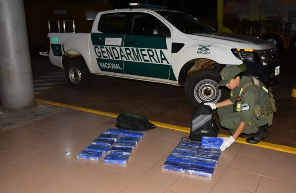 Secuestran un cargamento millonario de cocaína que había salido de Iguazú