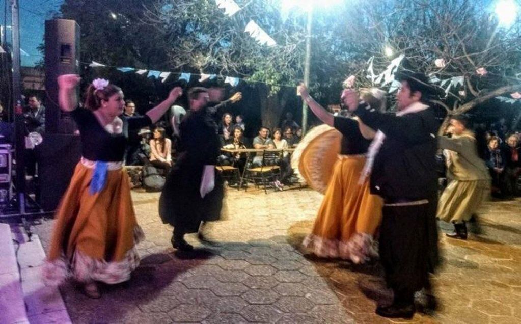 La Calera: bailes tradicionales en la celebración