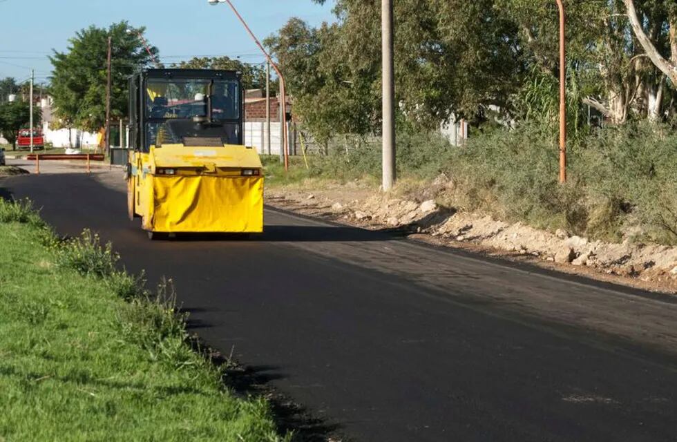 Punta Alta: pavimentación calle Alem