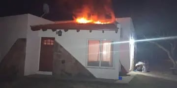 Incendio en un complejo de cabañas